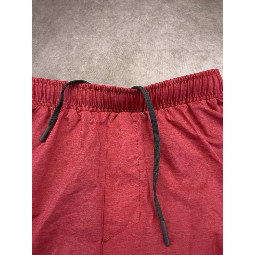 Rhone Men's Medium Lined Running Shorts Red Athletic Stretch Zip Pocket 5" Gym - Picture 3 of 12